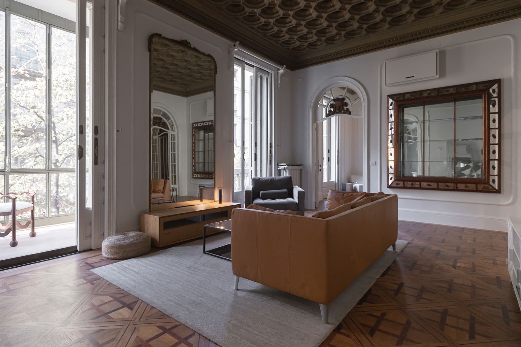 Eclectic Royale photo 9