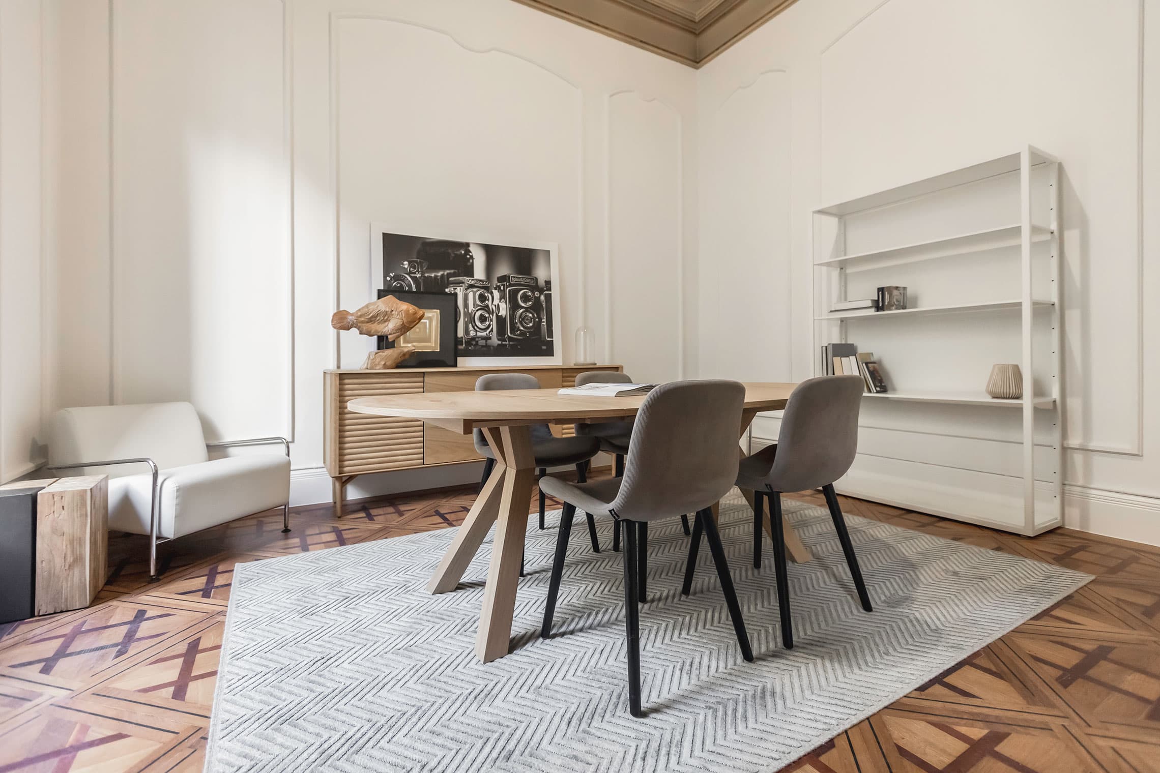 Eclectic Royale photo 15